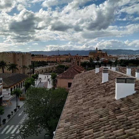 Arrecife, Garaje Y Wifi Gratis Junto Puente Romano Cordoba Exterior photo